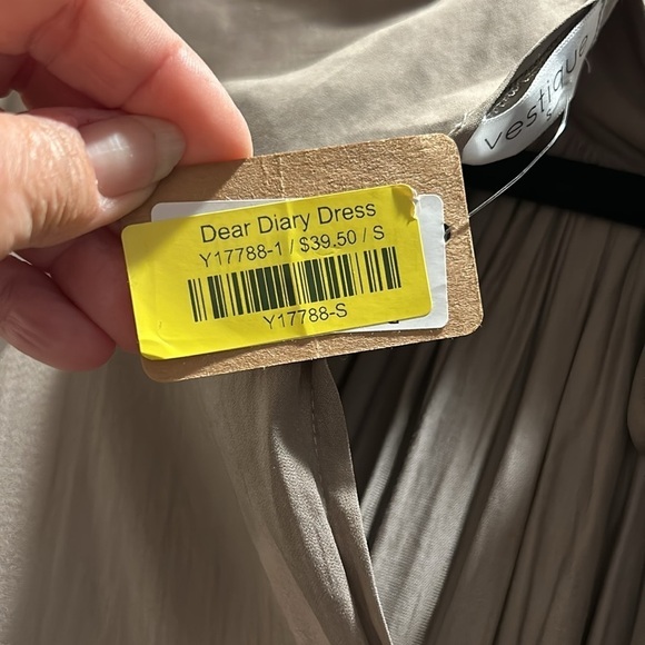 Vestique Dear Diary Long Sleeve Dress NWT - Picture 13 of 14